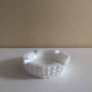 MILK GLASS VINTAGE ASHTRAY TRINKET DISH